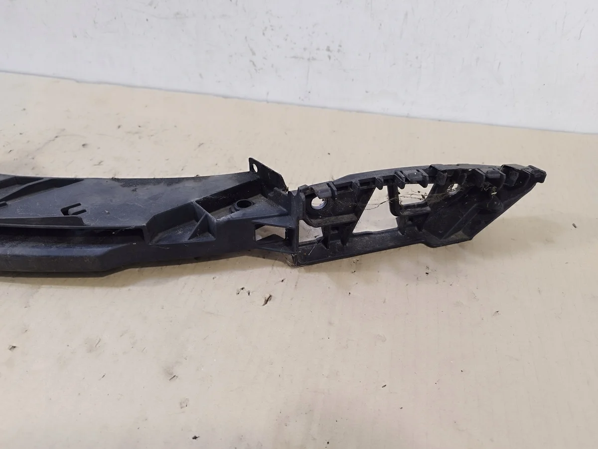 VW Polo 6R Headlight Mounting Bracket Right + Left image 9