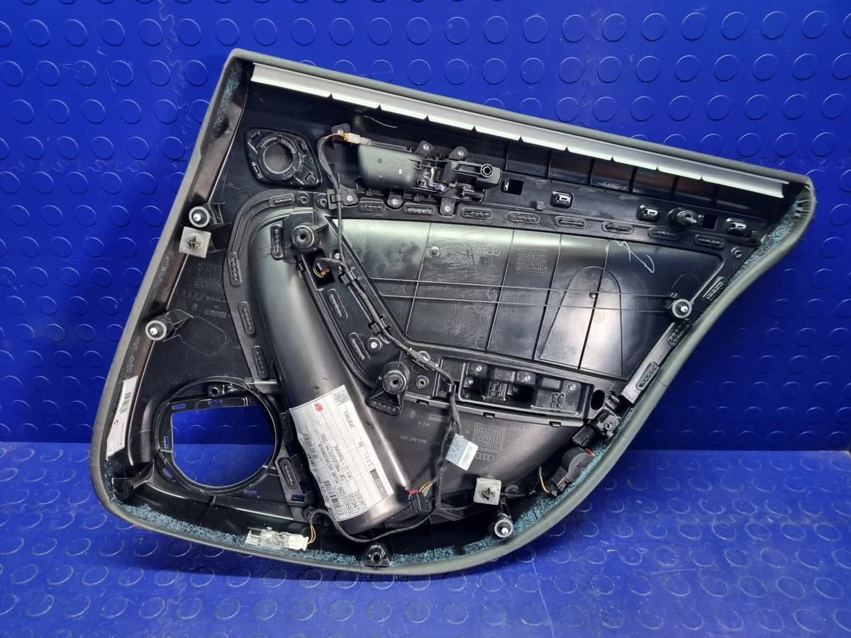 Dörrpanel bak vänster Audi A5 8T brun image 9