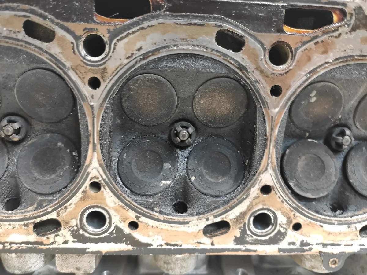 Zylinderkopf 036103358A VW Lupo 1.4 FSI gebraucht image 10