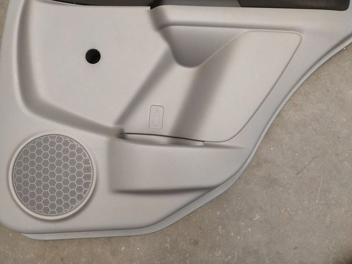Suzuki SX4 Oikea Takapaneeli Käytetty image 5
