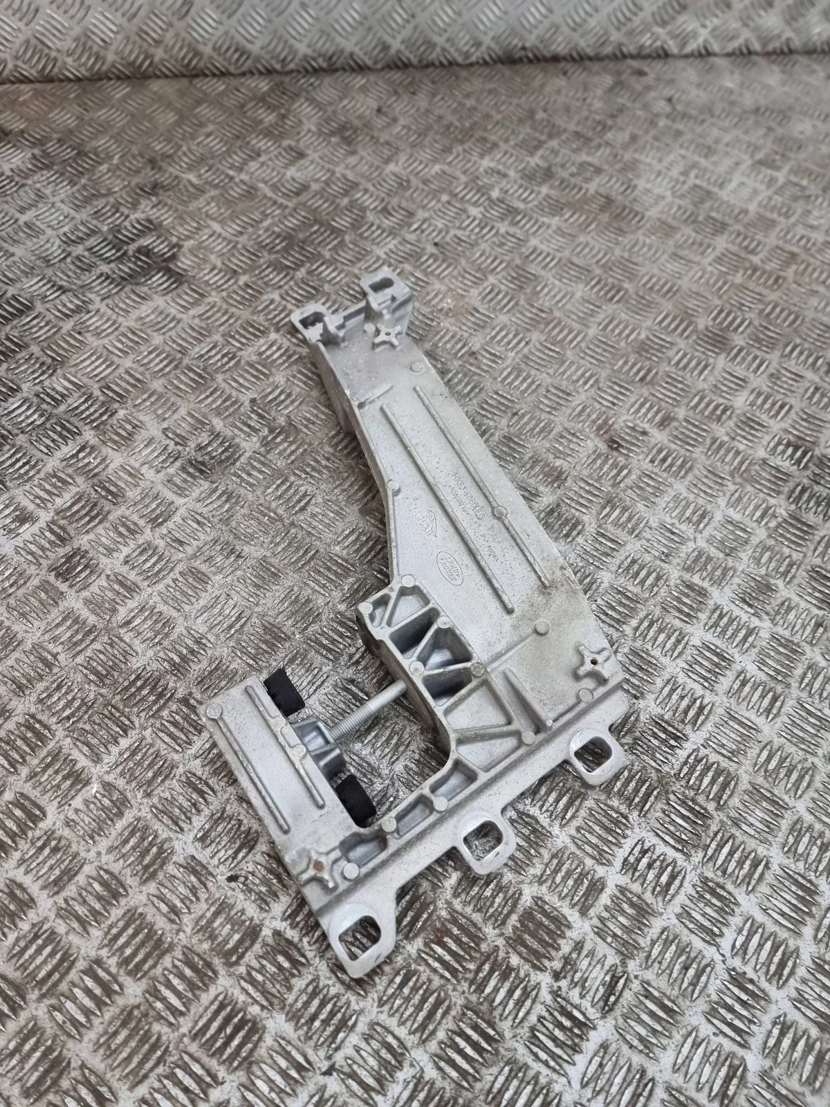 Jaguar F-Pace 3.0 D tuki, OEM HK83-6A026-EC image 5