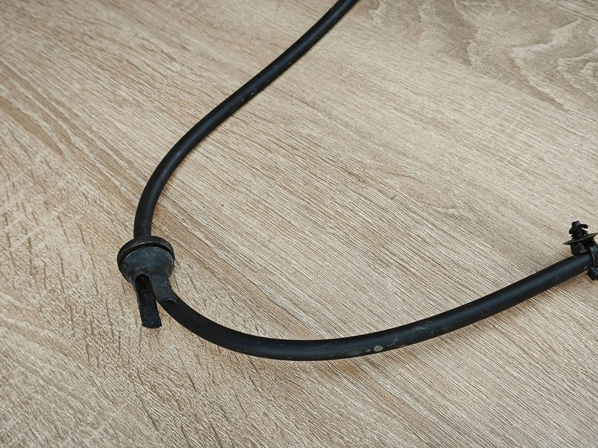 BMW X7 Washer Fluid Hose 7434869 image 4