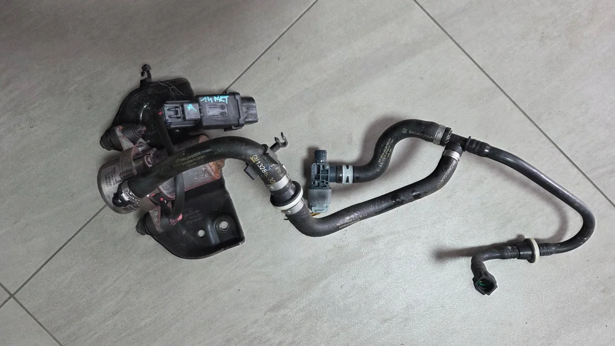 Vacuum Pump Astra J 1.4T 13343961