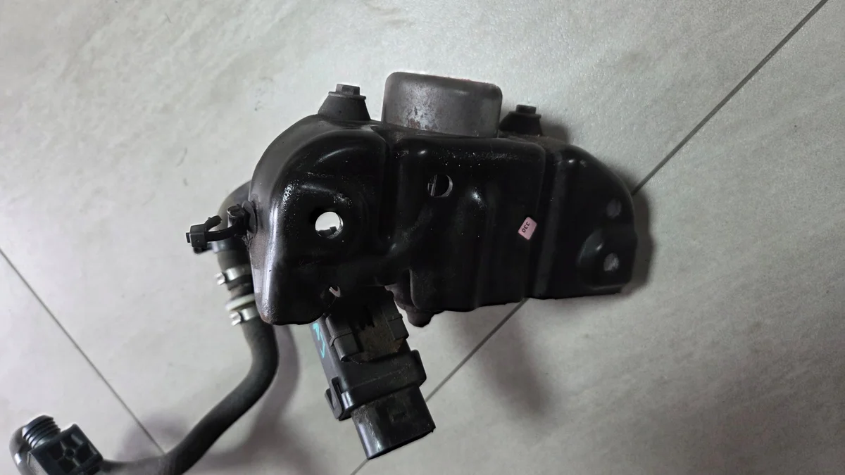 Vacuum Pump Astra J 1.4T 13343961 image 4
