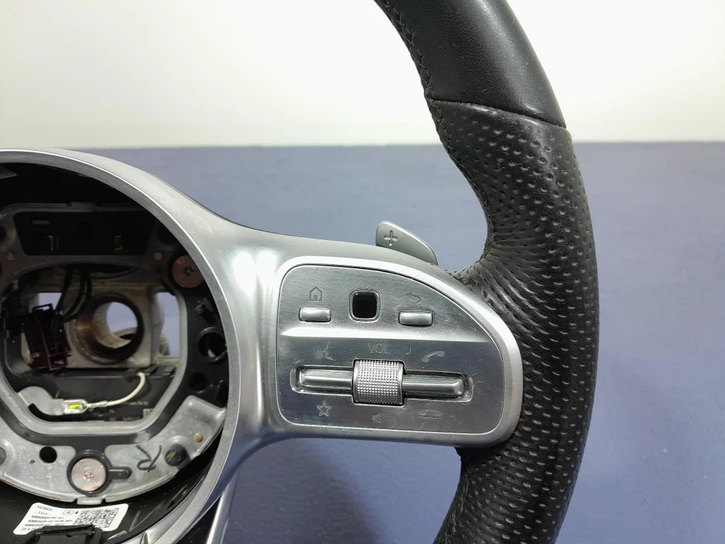Mercedes GLE W167 Lenkrad Leder L-297667-A0050004799 image 3