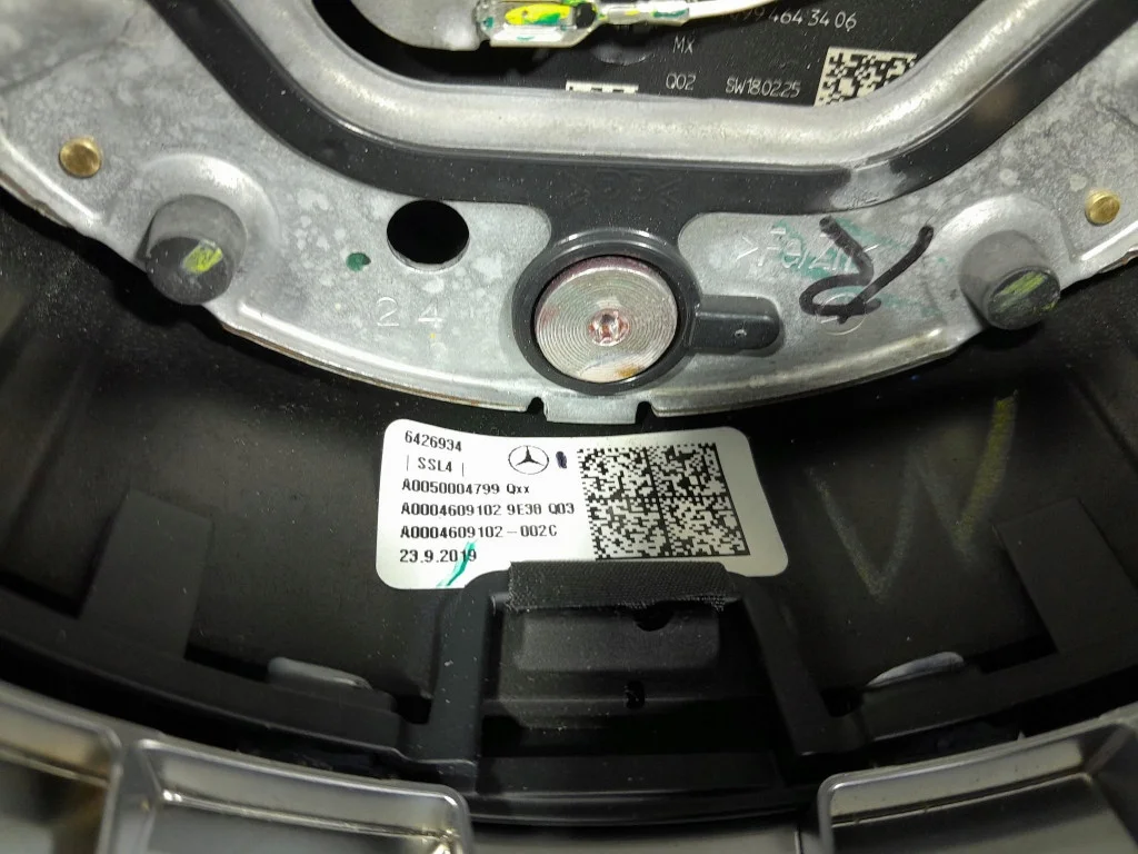 Mercedes GLE W167 Lenkrad Leder L-297667-A0050004799 image 6