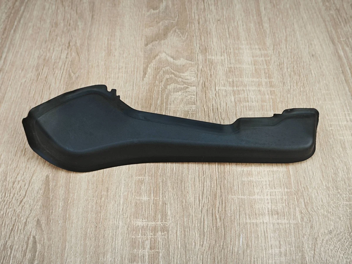BMW X5 G05 LCI Heckklappen-Rinnenabdeckung Links