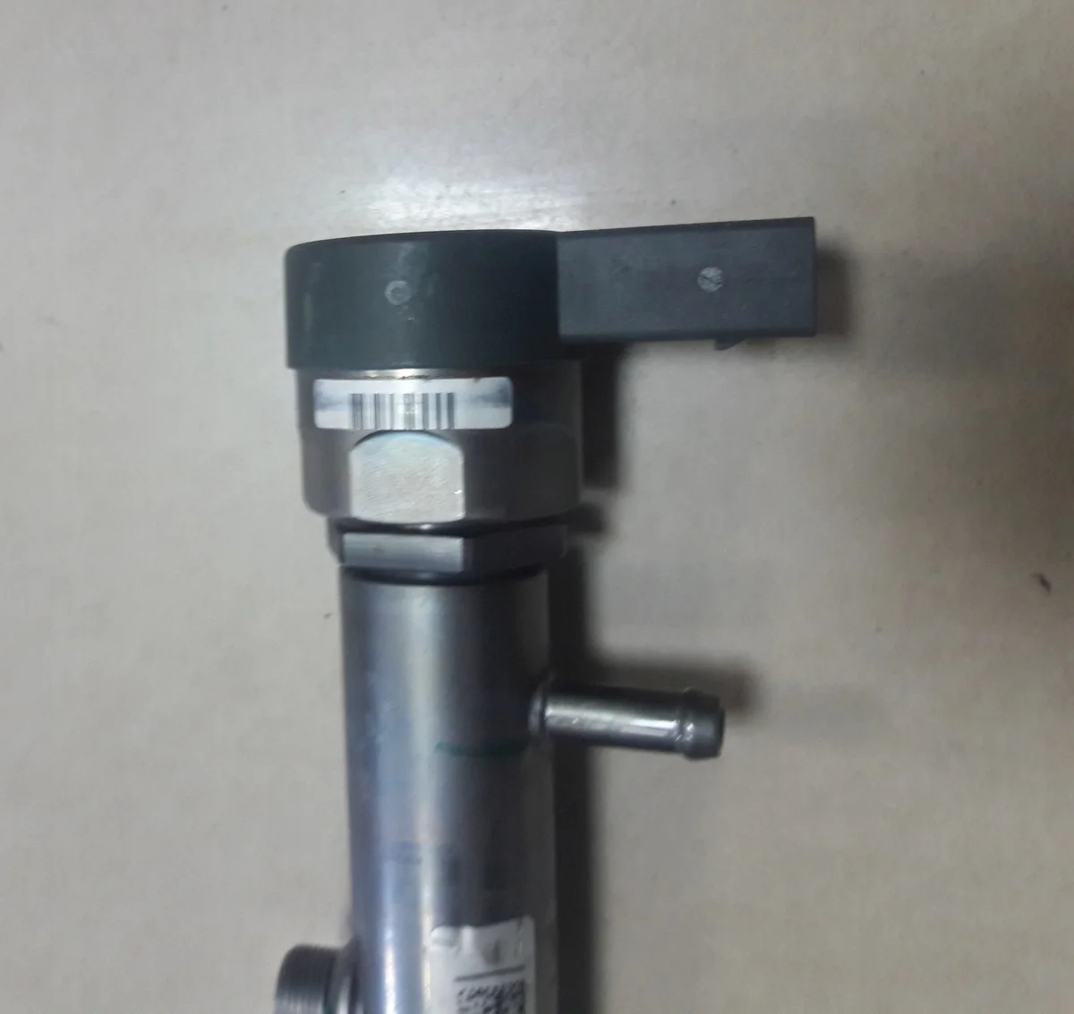 Fuel Pressure Regulator Mercedes A6540780149