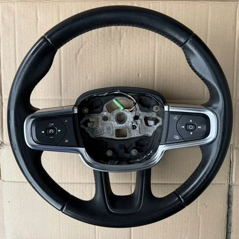 Volvo XC40 Ratt Skinn Multifunktion 32366941