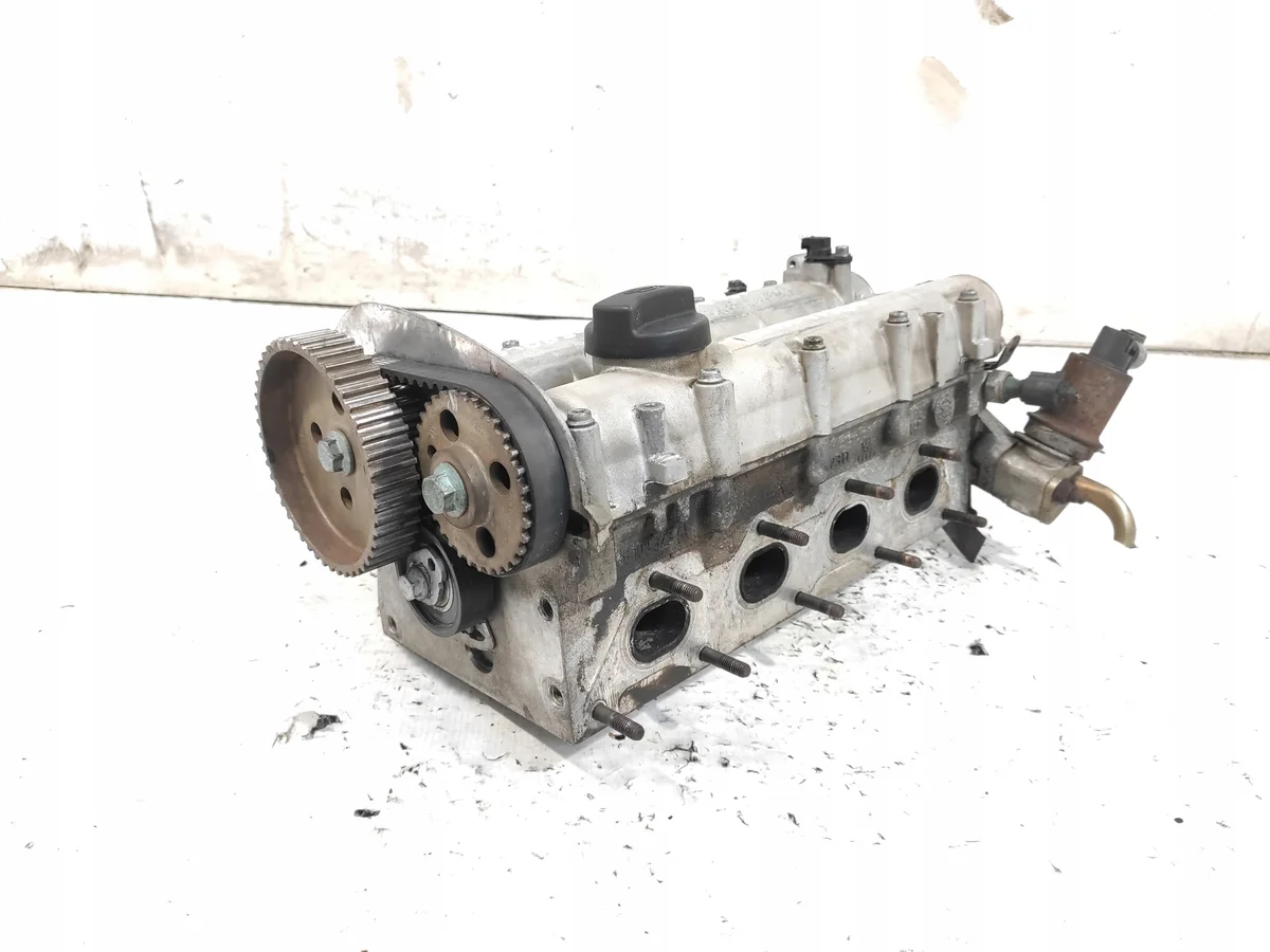 Cylinderhuvud VW Golf IV 1.6 16V ATN AUS