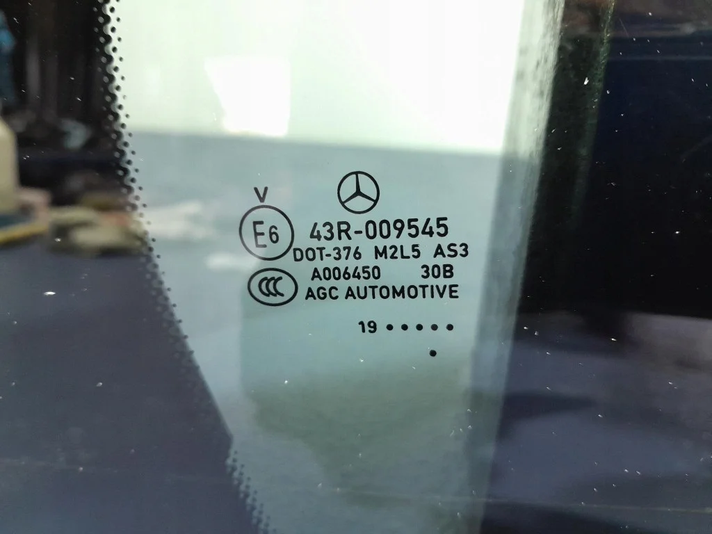 Mercedes GLE W167 Türscheibe hinten rechts A1677304602 image 3