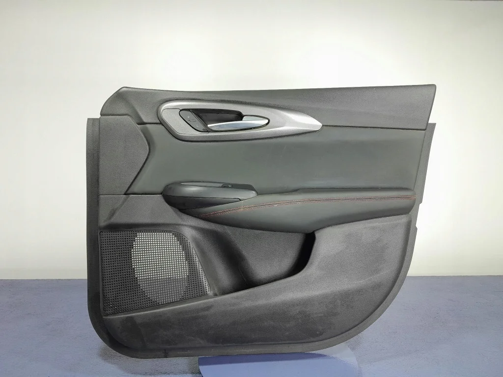 Panneau porte cuir Alfa Romeo Tonale droit avant