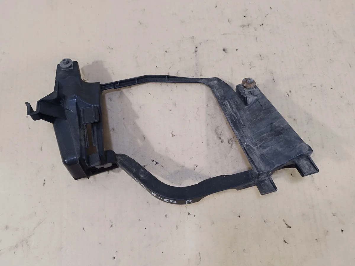 Montageclips koplamp BMW 5 E60 E61 Rechts + Links image 7
