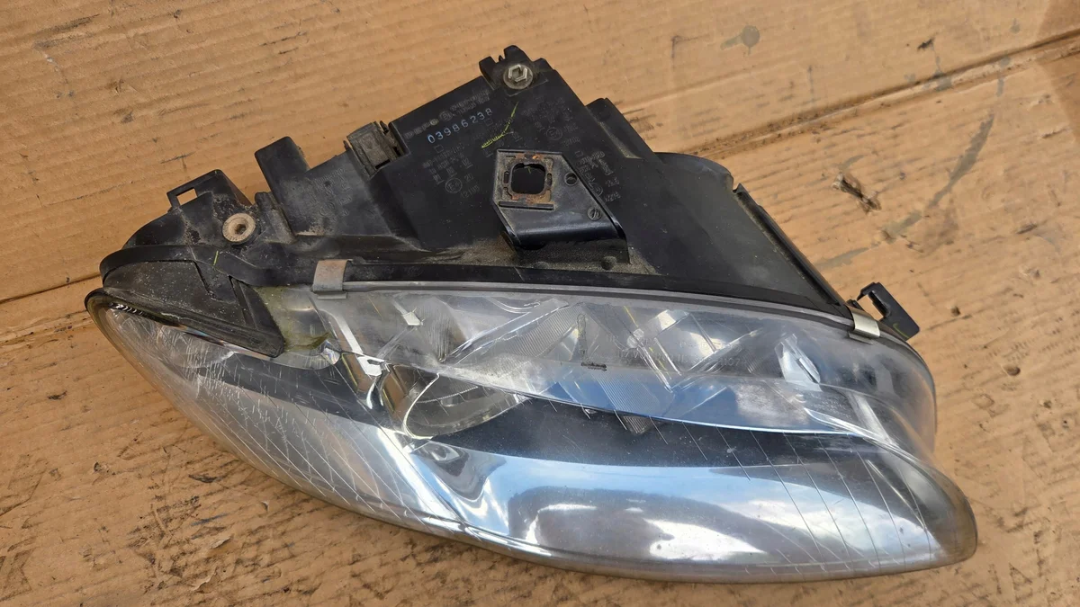 Scheinwerfer rechts Audi A4 B7 04-08 gebraucht image 3