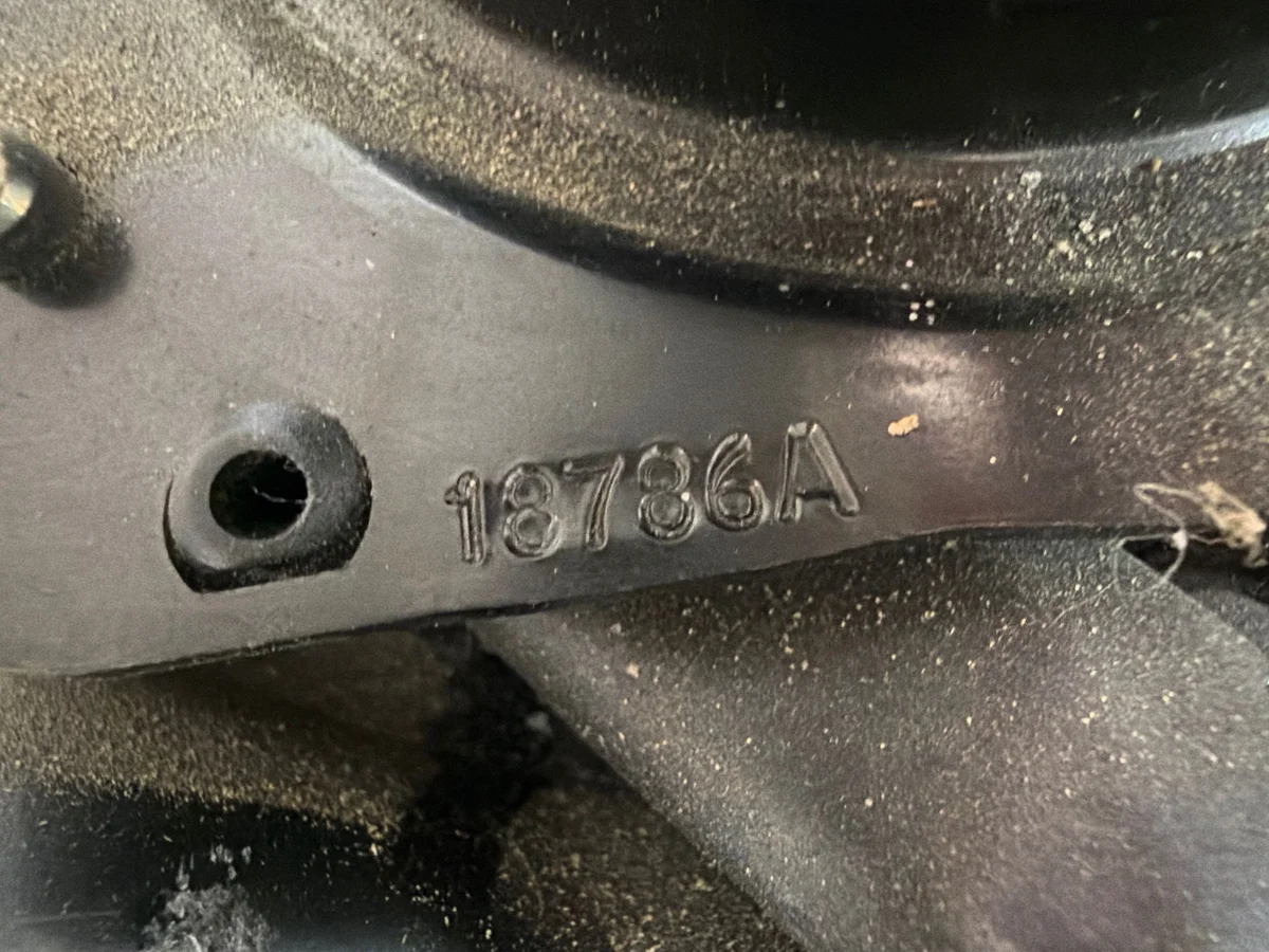 JEEP GRAND CHEROKEE WL Ersatzradhalterung 18786A image 4