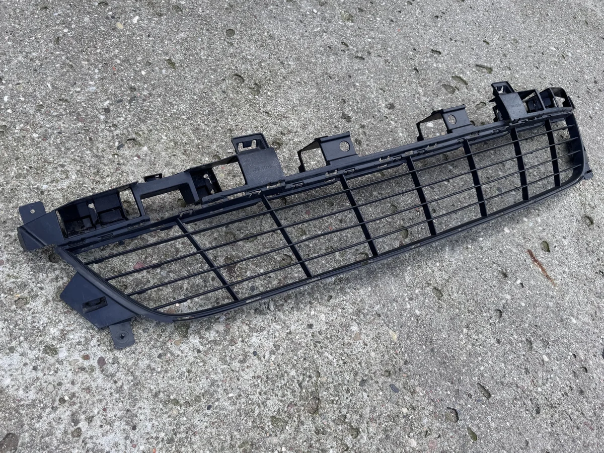 Renault Grand Scenic III Grill 622540016R
