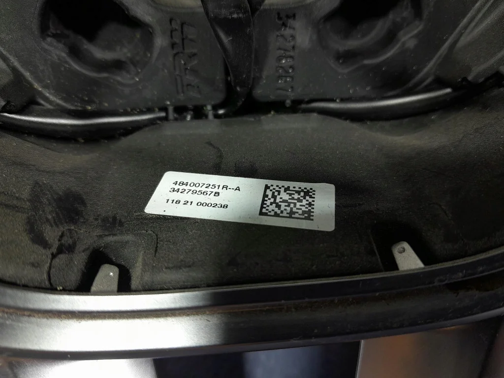 Renault Express Multifunction Steering Wheel image 3