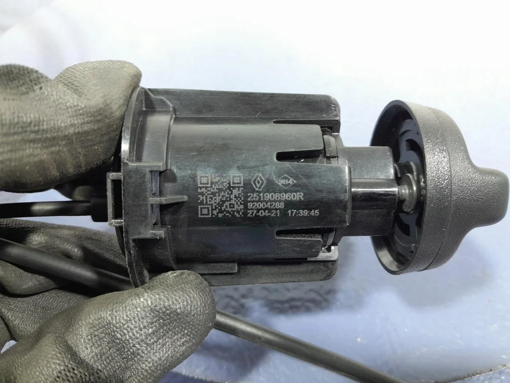 Renault Express Van Lichtverstellknopf gebraucht image 5