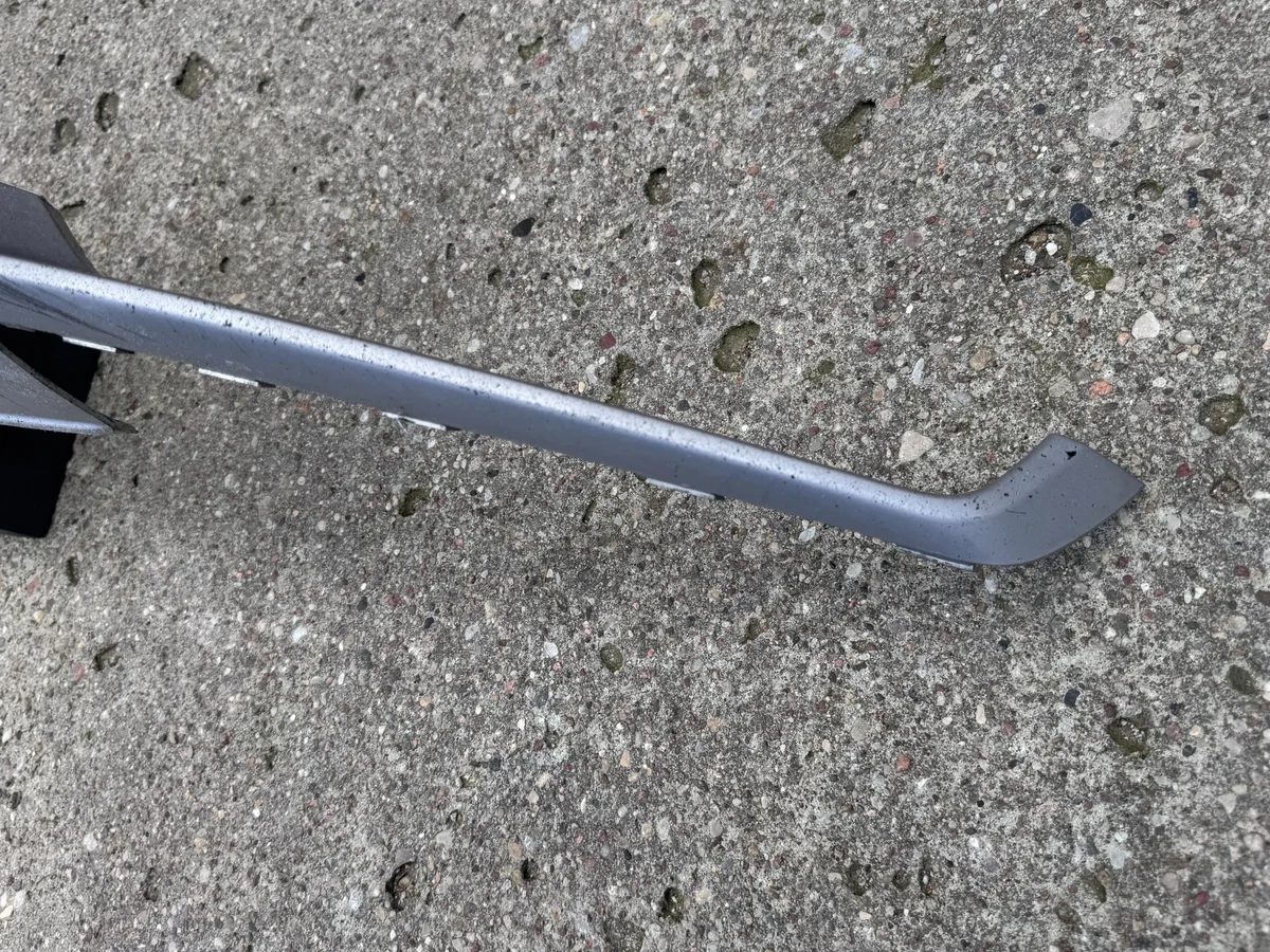 Audi A4 B9 Allroad Spoiler 8W0807733 image 5