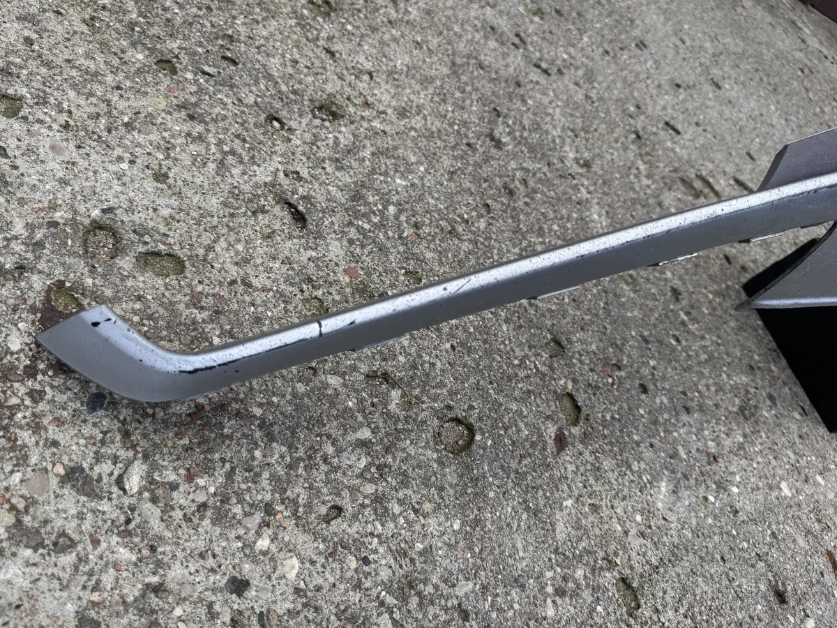 Audi A4 B9 Allroad Spoiler 8W0807733 image 9