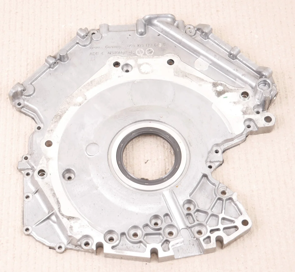 Audi A8 4H Skydd för kardanaxel 059103173D