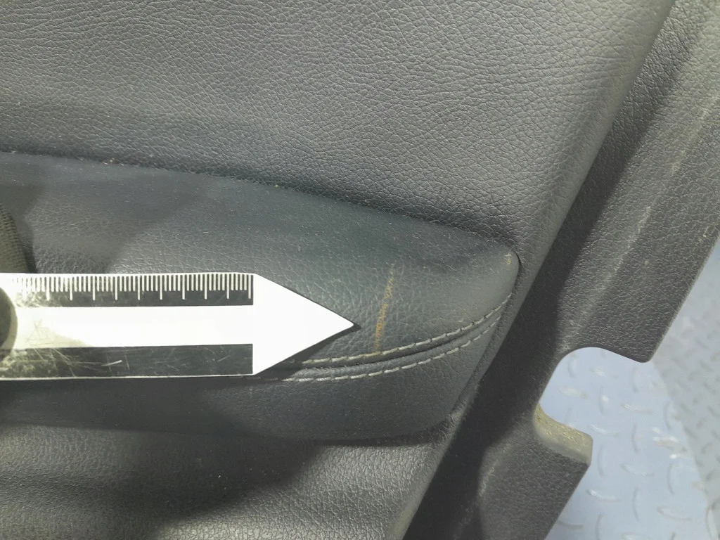 Mercedes GLE W167 dörrpanel fram höger image 3