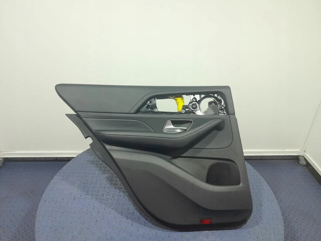 Mercedes GLE W167 Türverkleidung hinten links