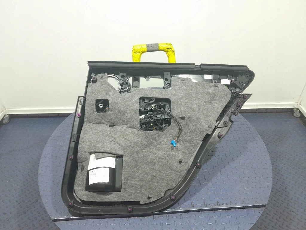 Mercedes GLE W167 Bakdörrpanel Vänster L-297820-01 image 3