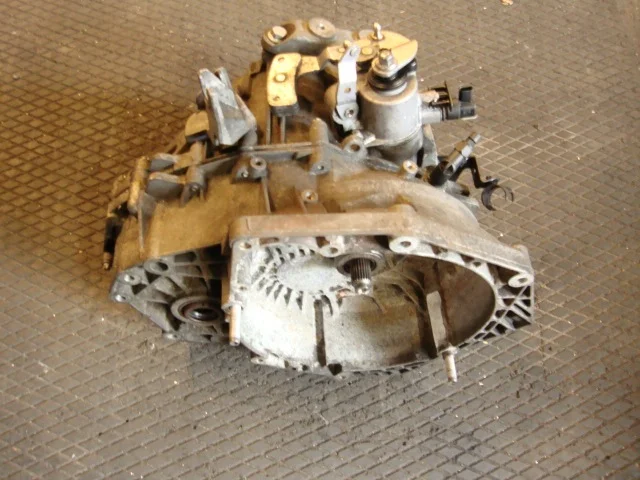 Boîte de vitesses Opel Zafira C 2.0 CDTI F40