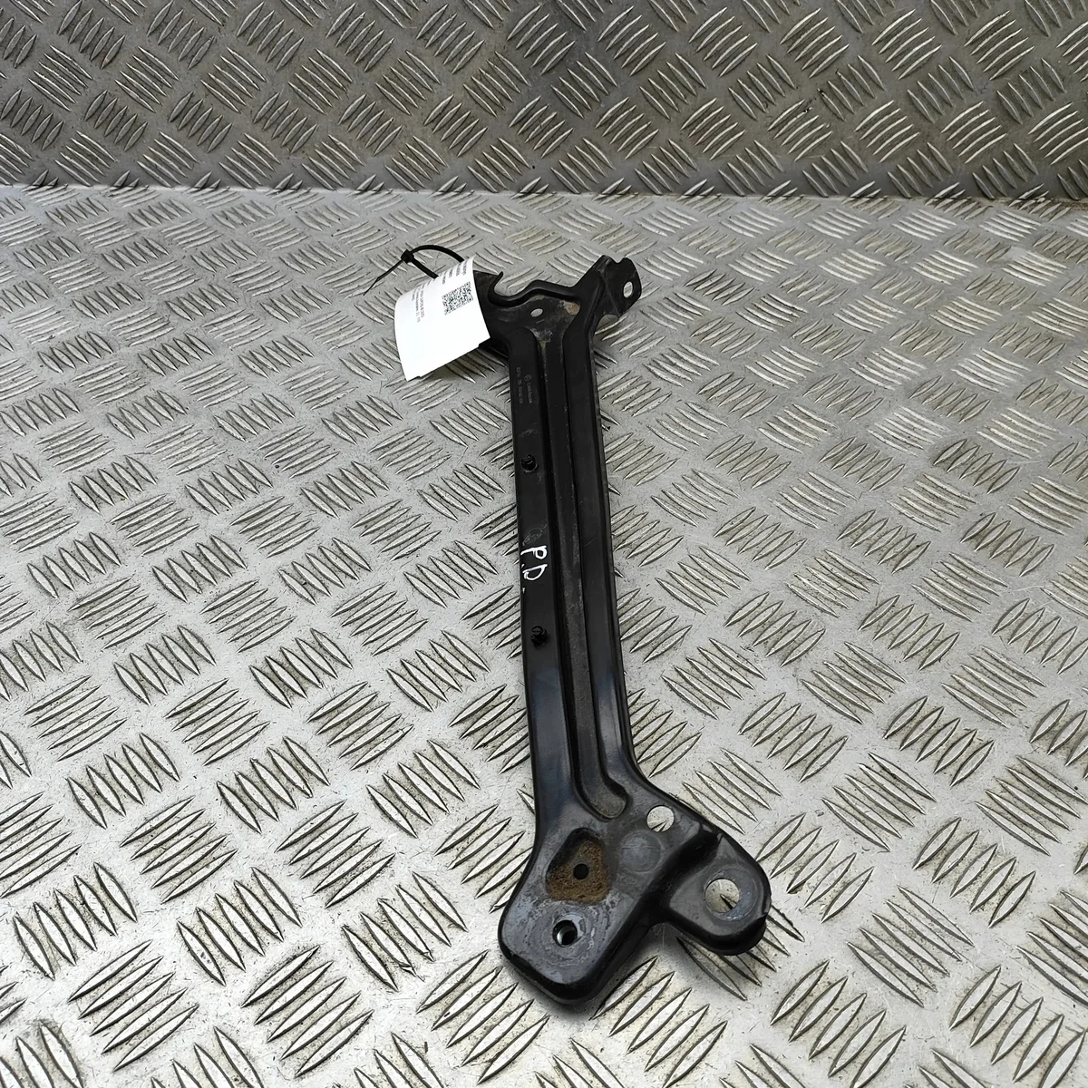 Soporte delantero Skoda Superb III 3V0806930 image 4
