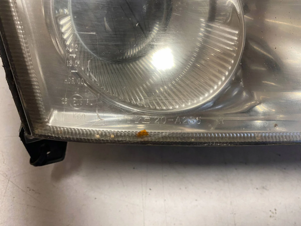 Opel Vectra C Right Front Headlight 20A285 image 6