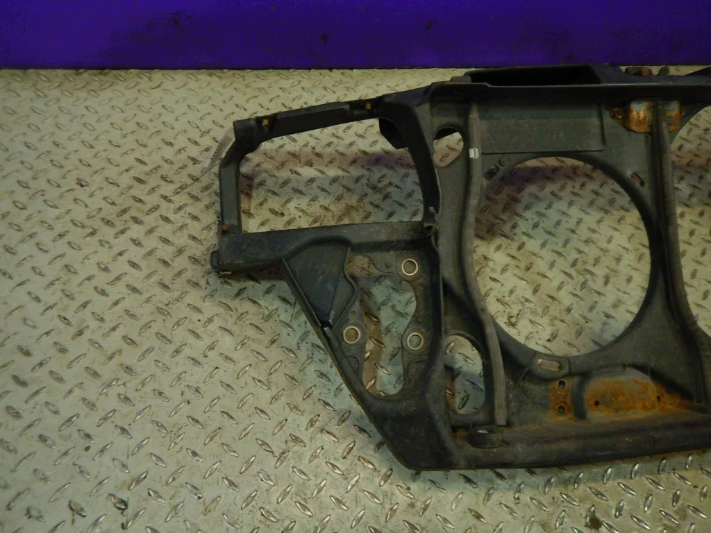 Audi A4 B5 94-99 frontpanel lås Z-249235- image 3