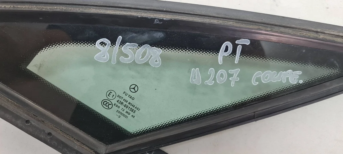 Mercedes E-Klasse W207 Coupe Scheibe Rechts Hinten image 3