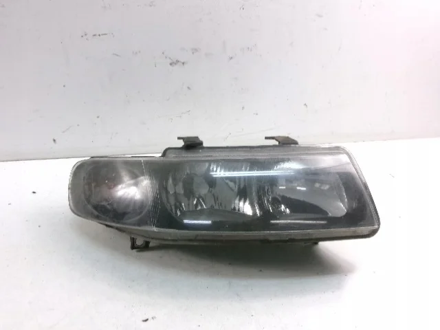 Seat Leon 1M Headlight Right 2001 OEM 1M1941002D image 6