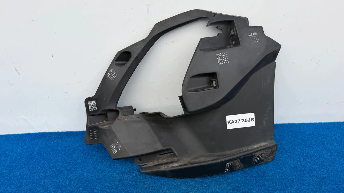 Ford Focus IV MK4 Suporte Para-choques Dianteiro