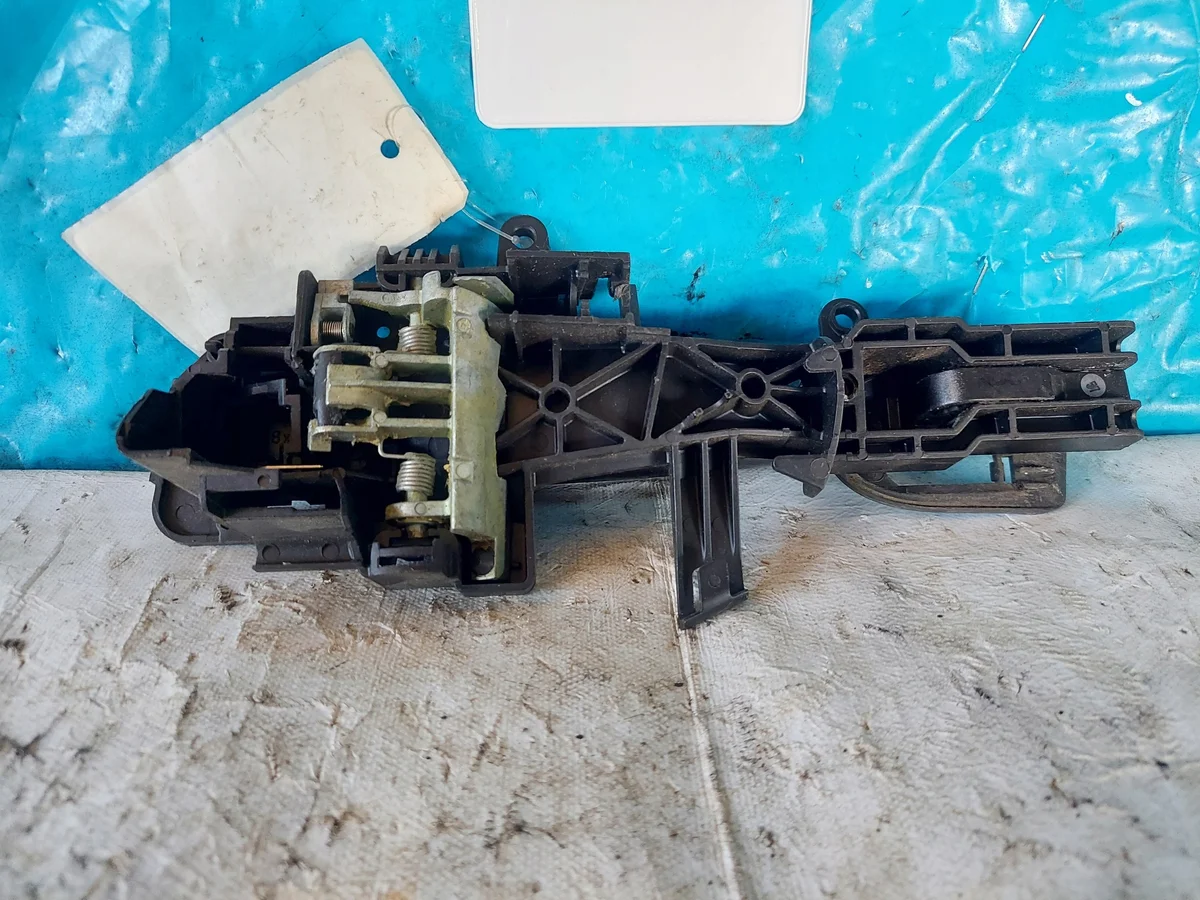 Türgriff vorne rechts BMW 1 F40 image 3