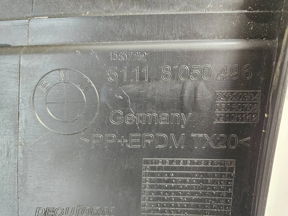 BMW M6 F12 F13 Stoßfänger Gleitstück Rechts Vorne image 8