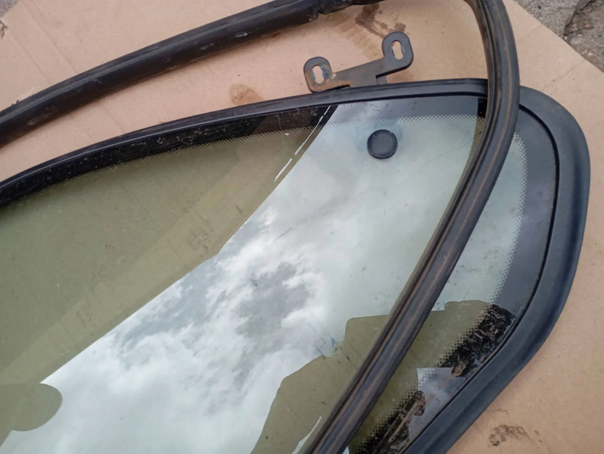 Vidrio Lateral Trasero BMW 3 E36 Compact image 9