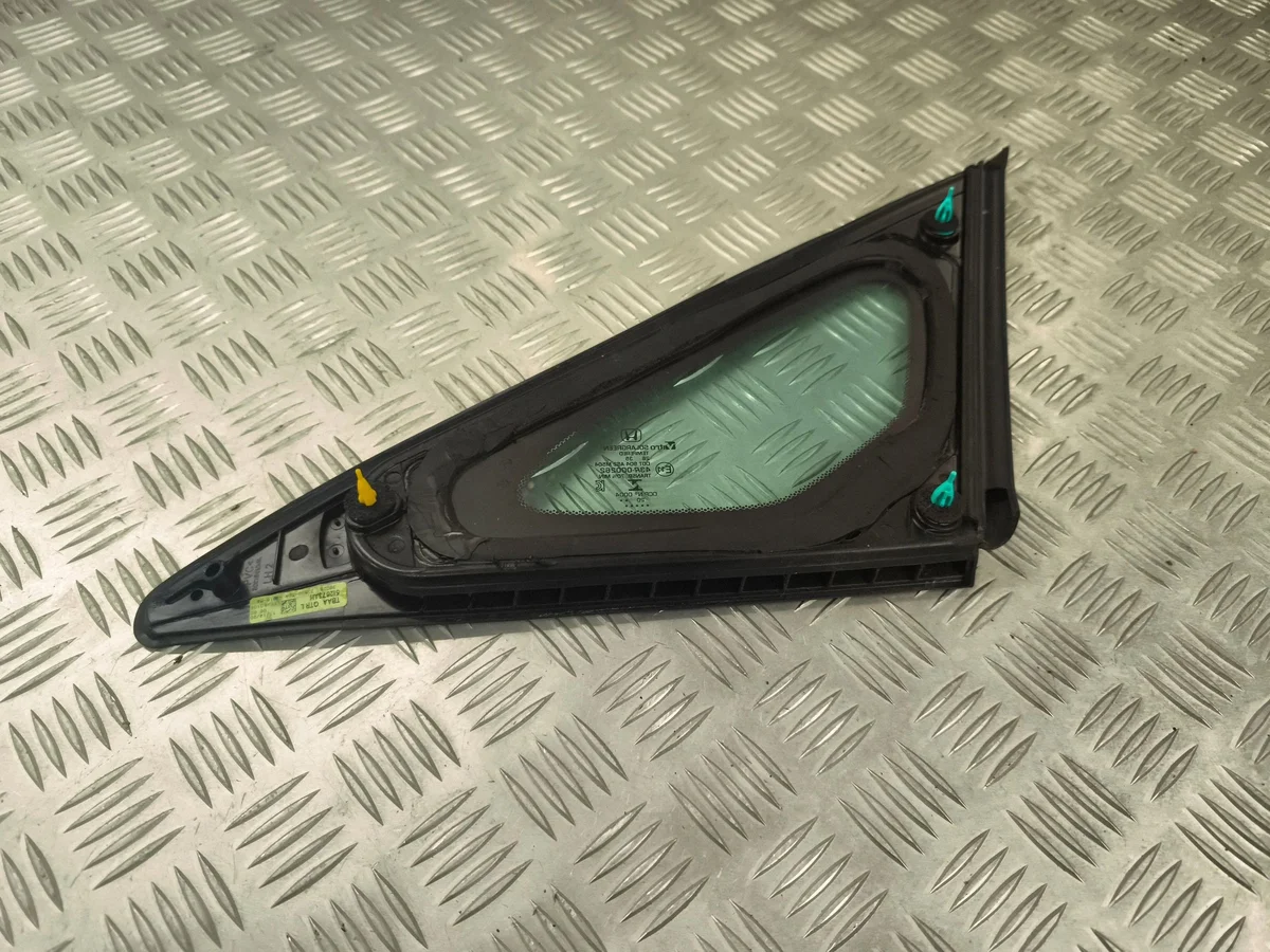 Honda Civic X Vitre Arrière Gauche 43R000262 image 4