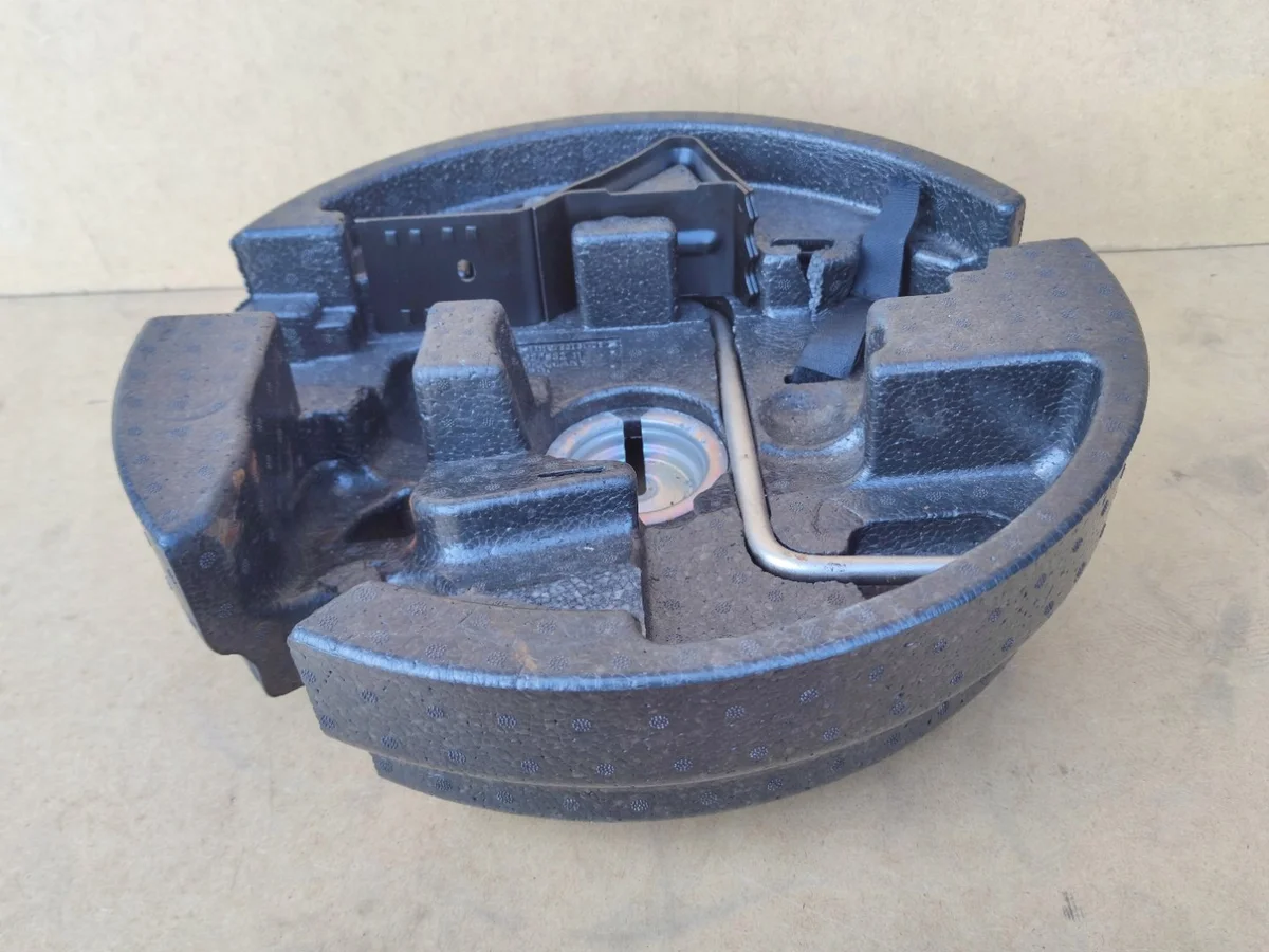 BMW E60 E61 Styrofoam Insert 6758781