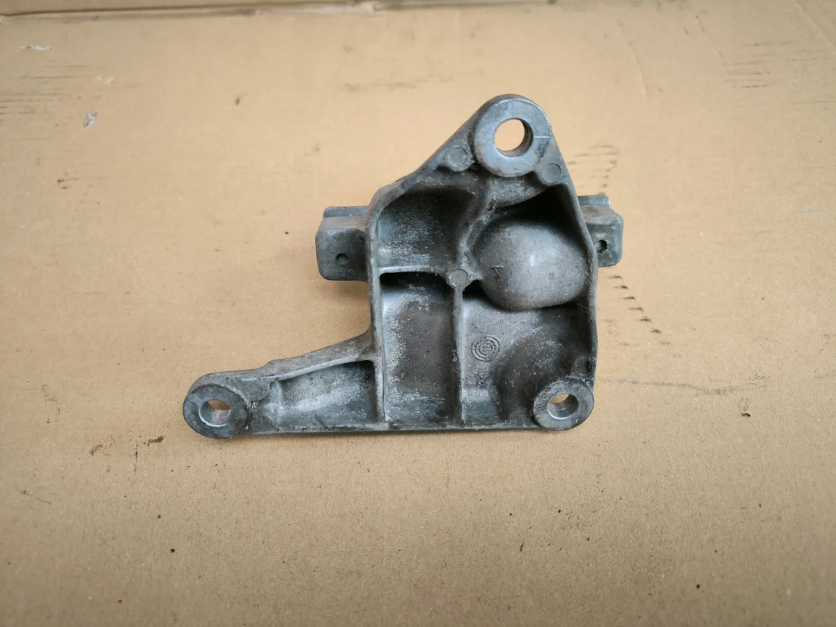 Support de demi-arbre Ford Mondeo MK4 2.0 TDCI image 4