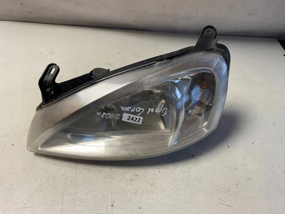 Opel Corsa C 1.3 CDTI Left Headlight 13195923 image 2