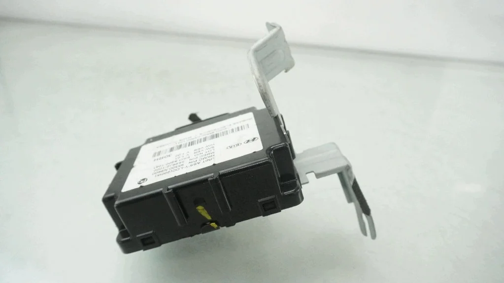 Hyundai Tucson IV Modulo Convertidor 95300-N9600 image 5