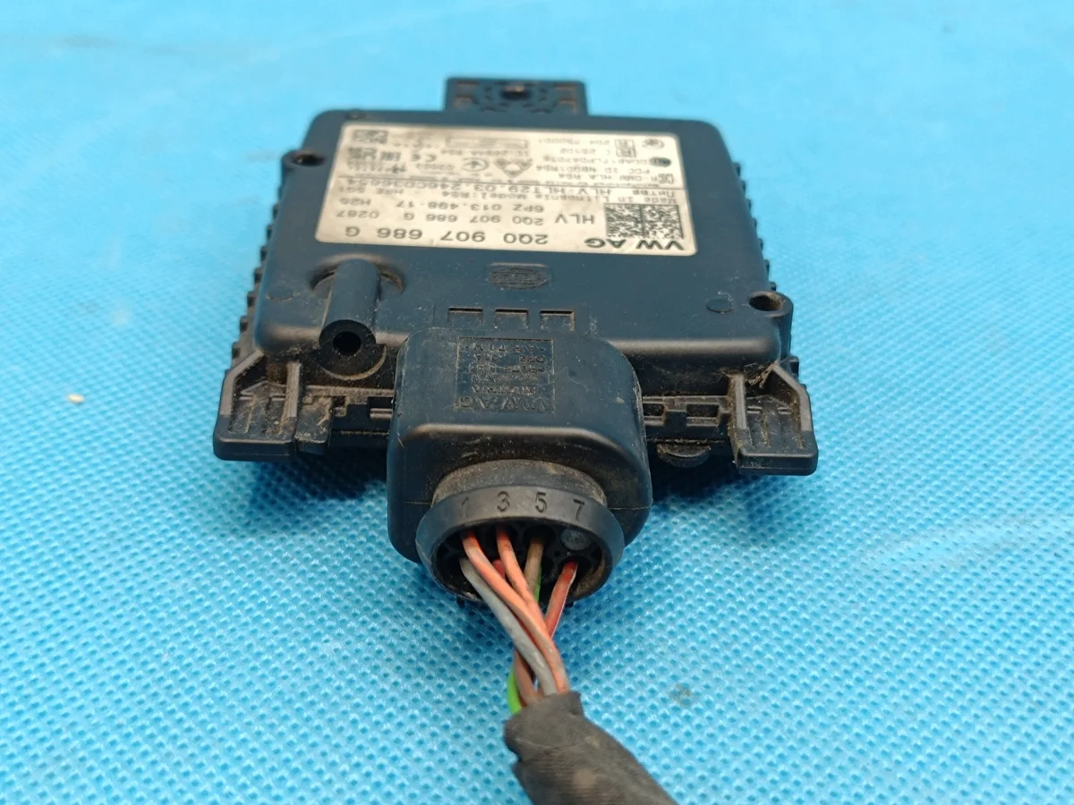 Radar Distronic ACC Skoda Octavia IV Combi image 5