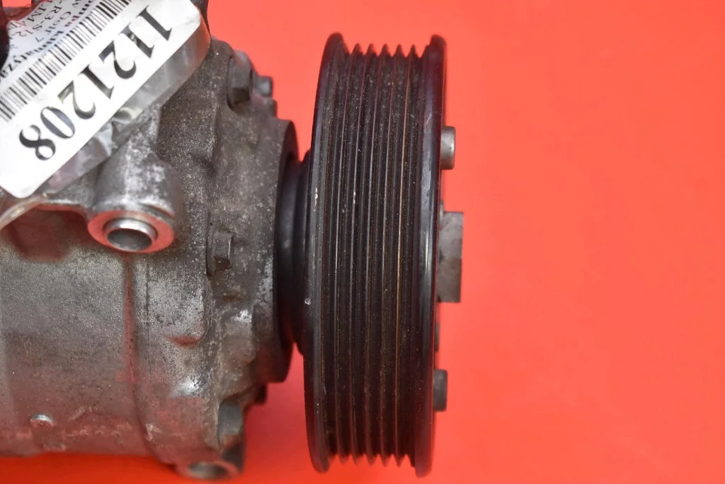 Compresor A/C VW Golf 7 1.6 TDI 5Q0820803 image 5
