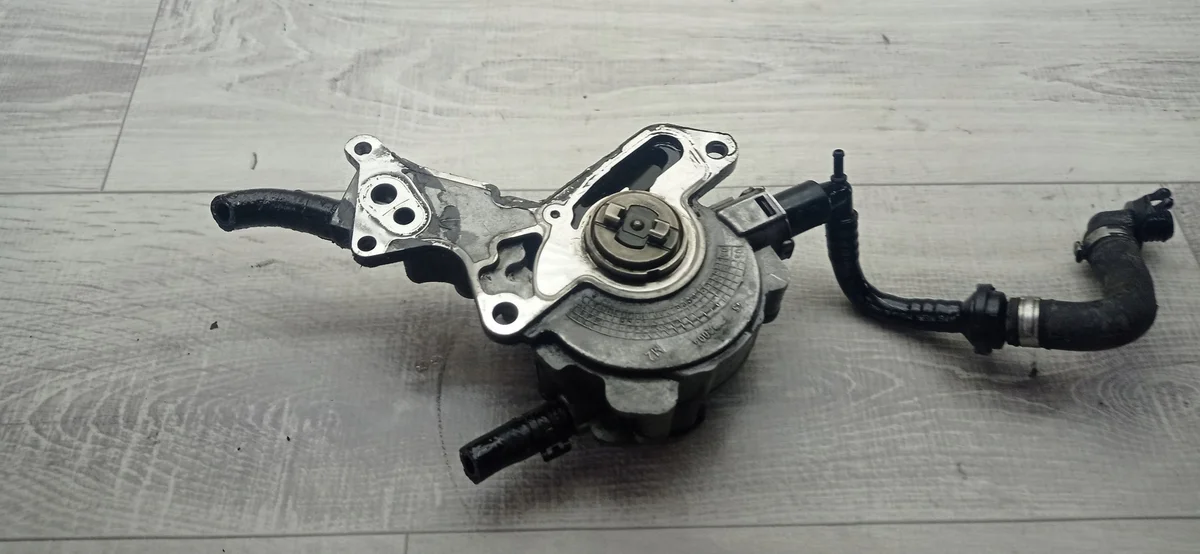 Pompe à vide Seat Altea 1.9 TDI 038145209H