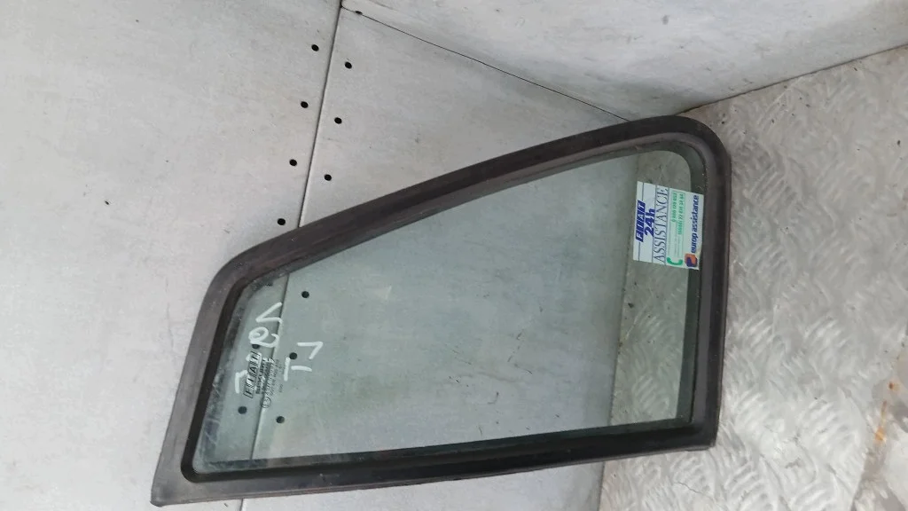 Vänster framruta Fiat Uno II 95-02