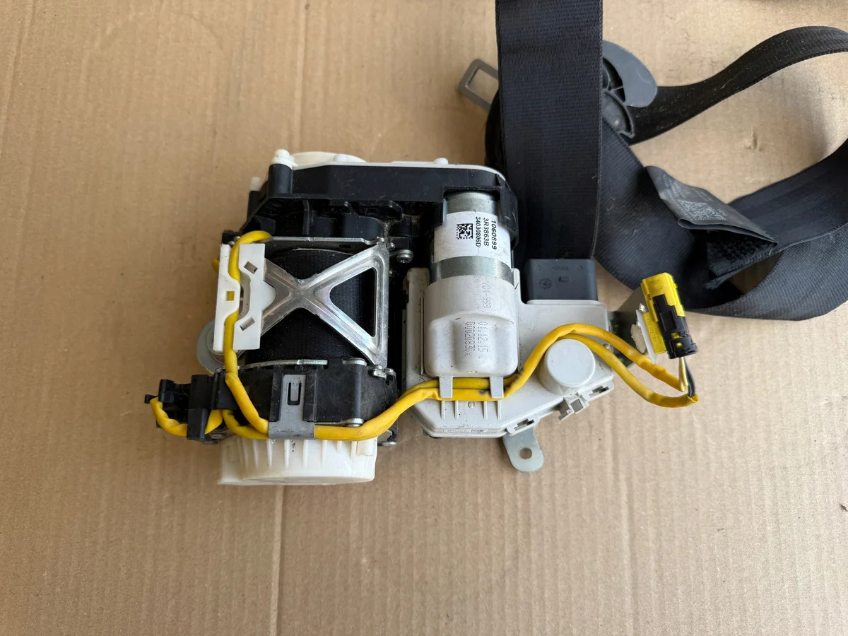 Audi A6 A7 C7 Pretensor Derecho Delantero image 5