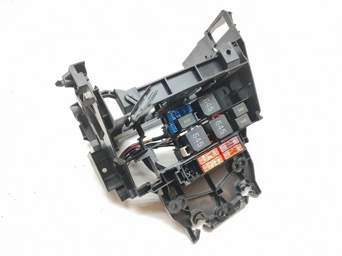 Support roue de secours Audi A1 8X0971845C