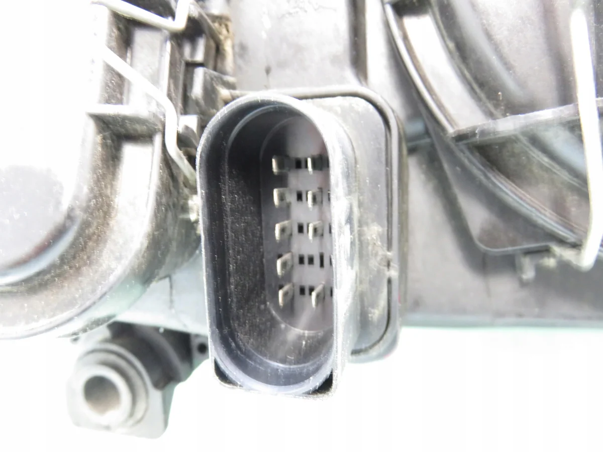 Farol Esquerdo SEAT Ibiza III (6L1) Usado image 4